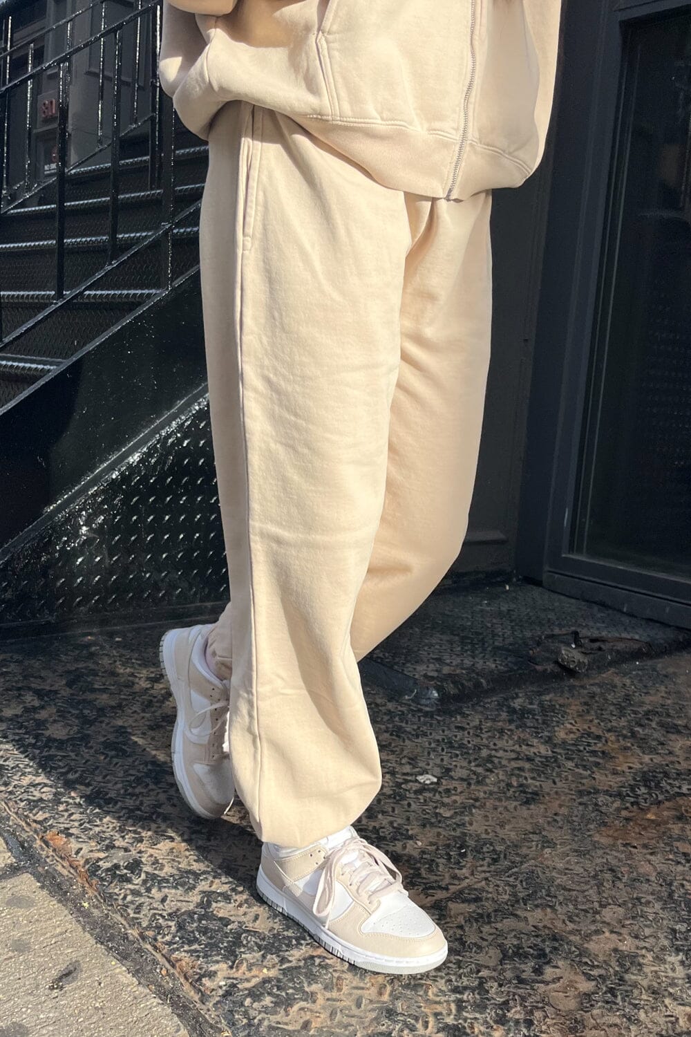 Rosa Sweatpants - Image 14